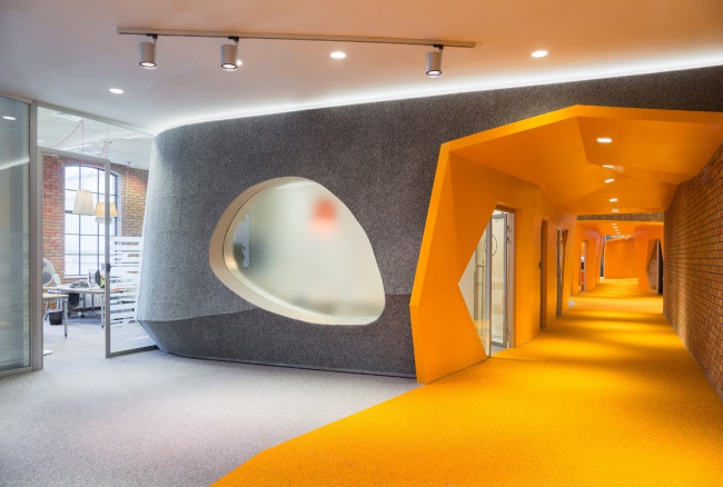 Цветовая гамма офисных коридоров
